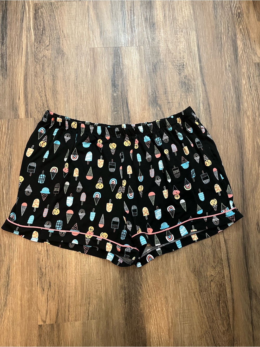 Joyspun Ice Cream Print Pajama Shorts Women’s Sz 3X (22W-24W) Black Multicolor